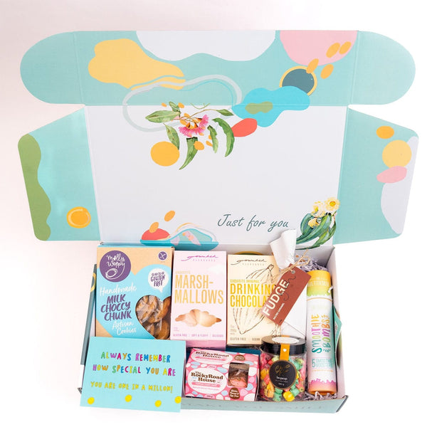 Yummy Delights Hamper – Sweet Treats for Any Occasion